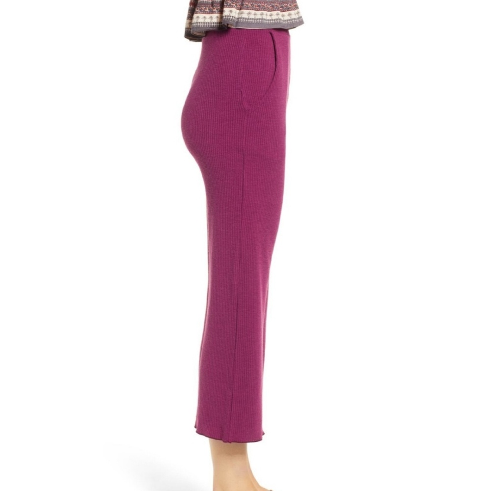 Angie Magenta High Rise Rib Crop Pant - Picture 3 of 4